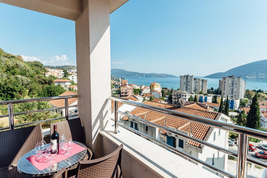 Apartments Anastasija Herceg Novi Dış mekan fotoğraf
